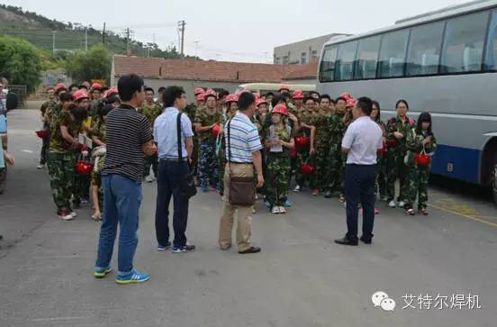 【时事新闻】中国石油大学机电工程学院师生来我司参观学习